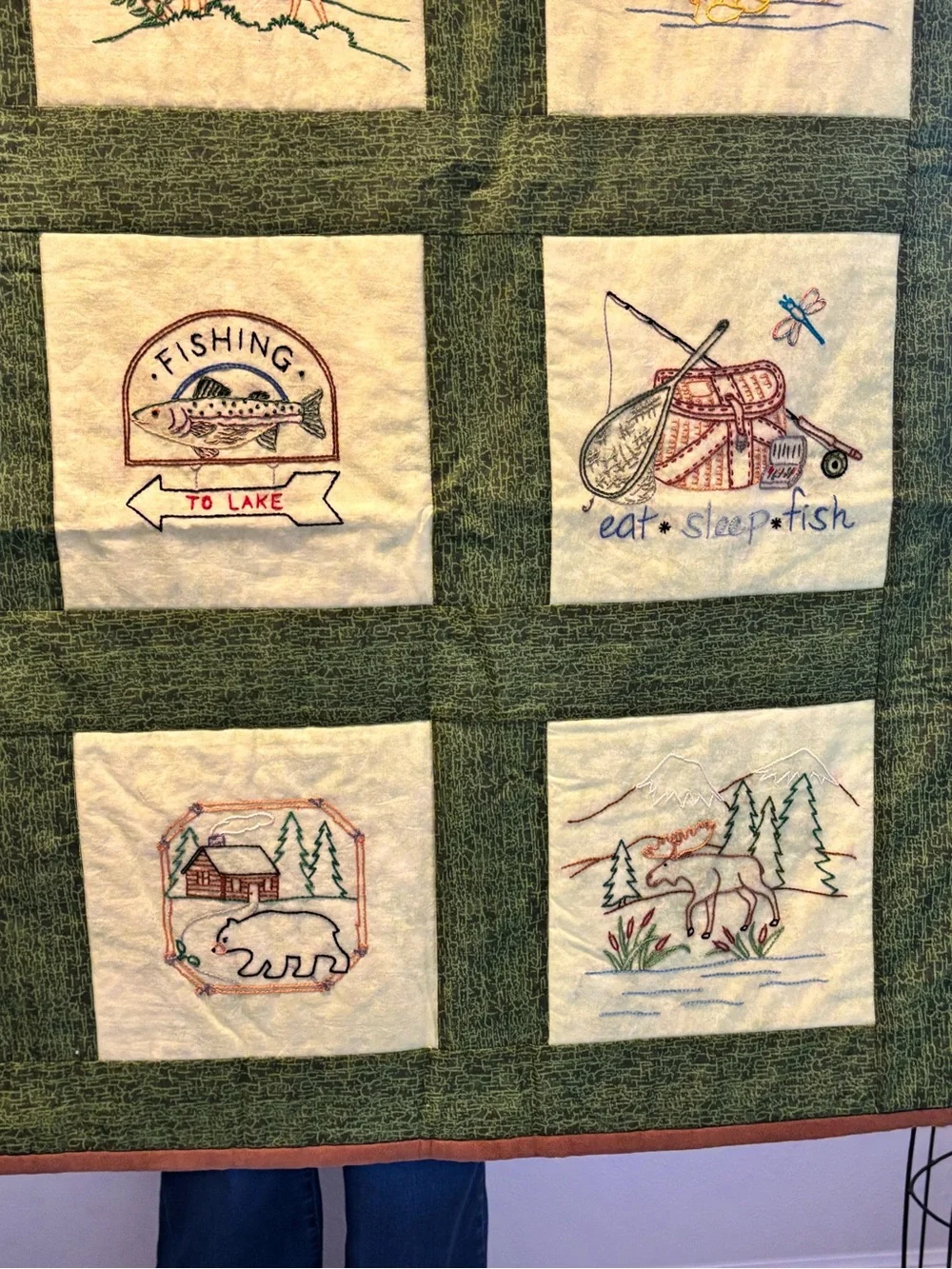Handmade and Hand Embroidered Green & Cream Cabin-Themed Quilt 38x50